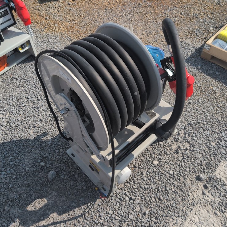 #71 • HOSE REEL