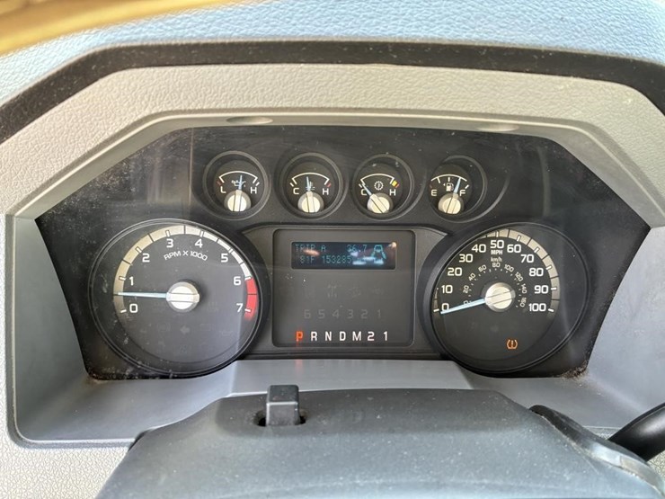 2016-ford-f350-image-15