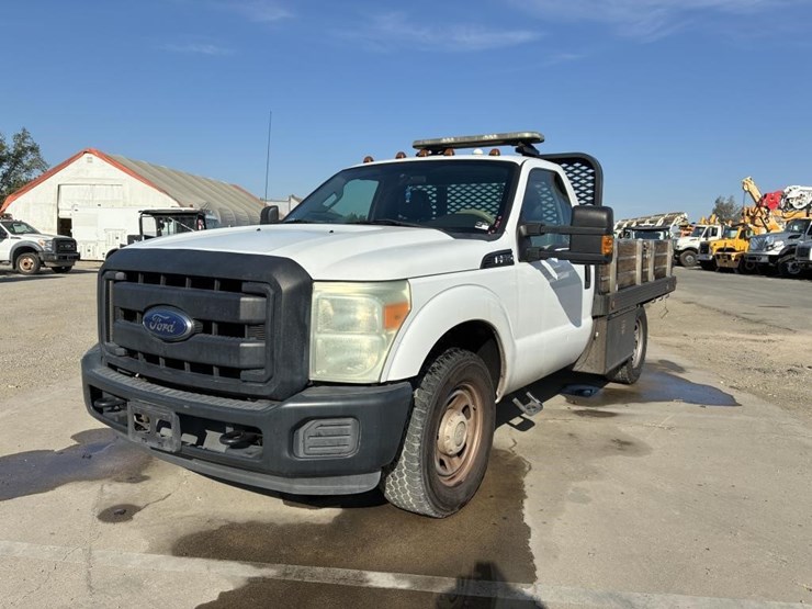 2016-ford-f350-image-1