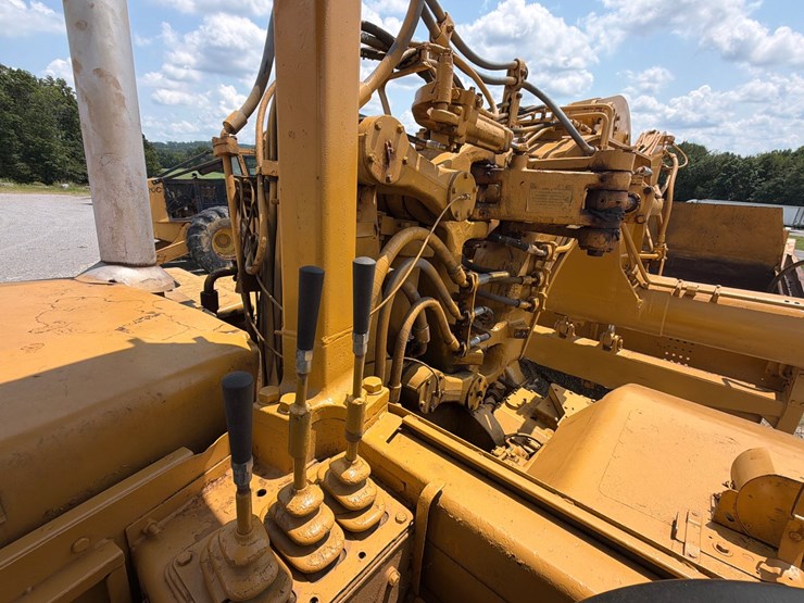 caterpillar-621b-image-10