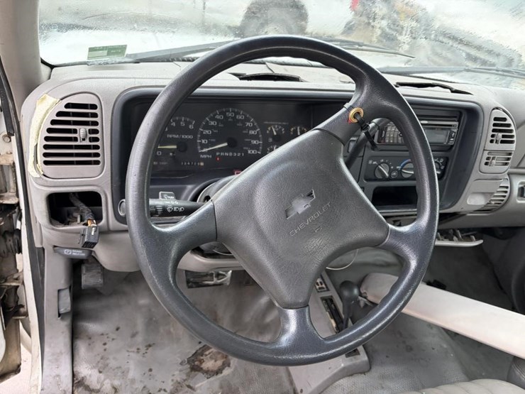 1997-chevrolet-k2500-image-14