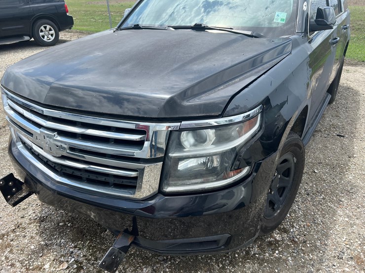 2020-chevrolet-tahoe-image-1