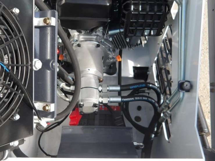 2026-zjz-380-skid-steer-track-loader-image-18