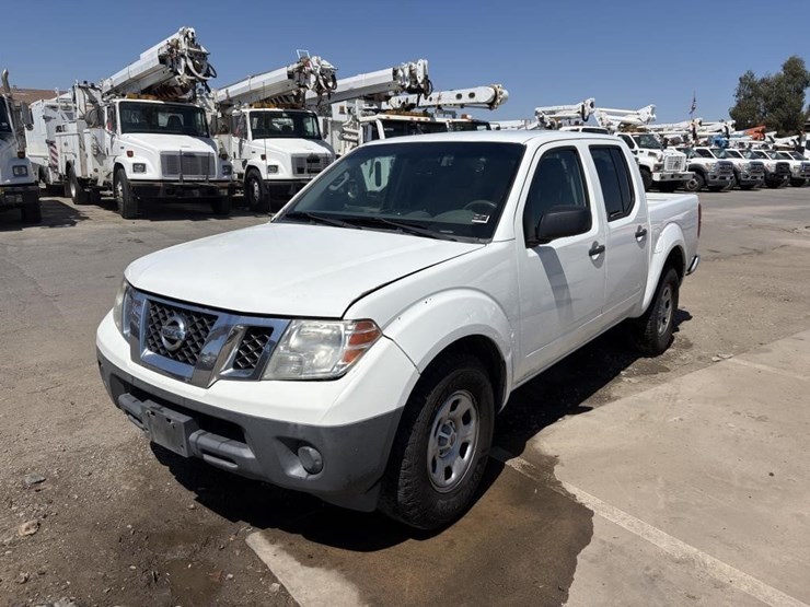 2015-nissan-frontier-image-1
