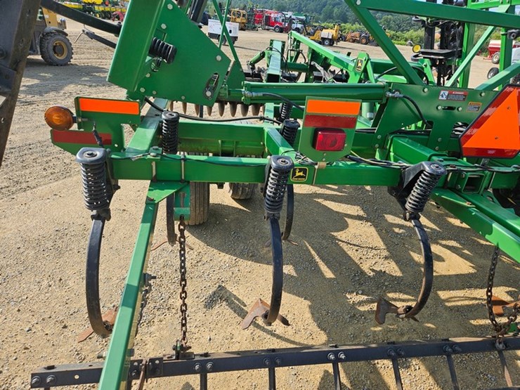 john-deere-726-image-44