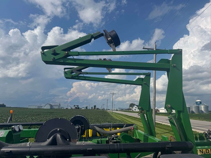 1999-john-deere-1780-image-23