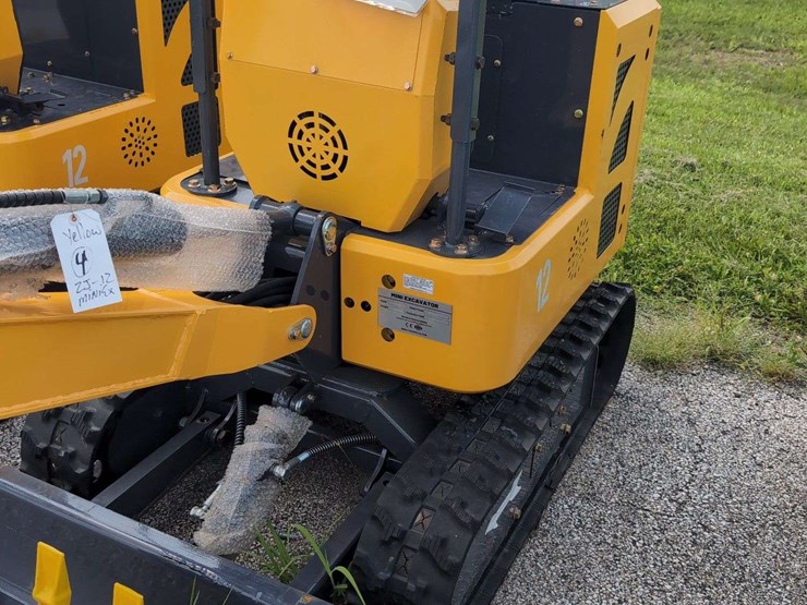 zjg-mini-excavator-zj-12-(yellow)-image-3