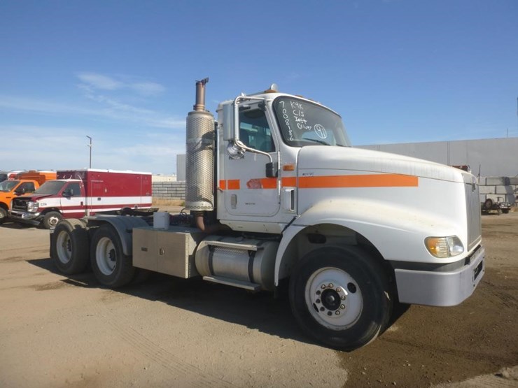2013-international-paystar-t/a-truck-tractor-image-2