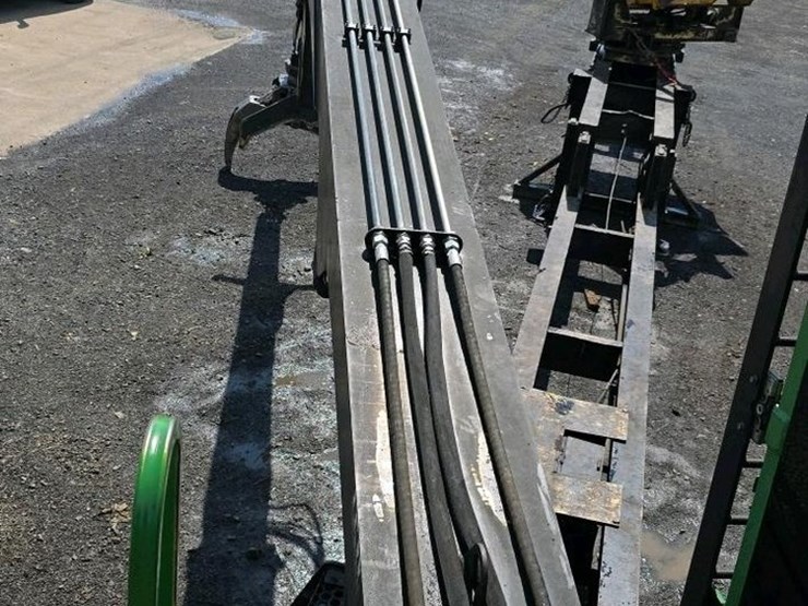 #302-•-2014-john-deere-437-knuckleboom-loader-image-32