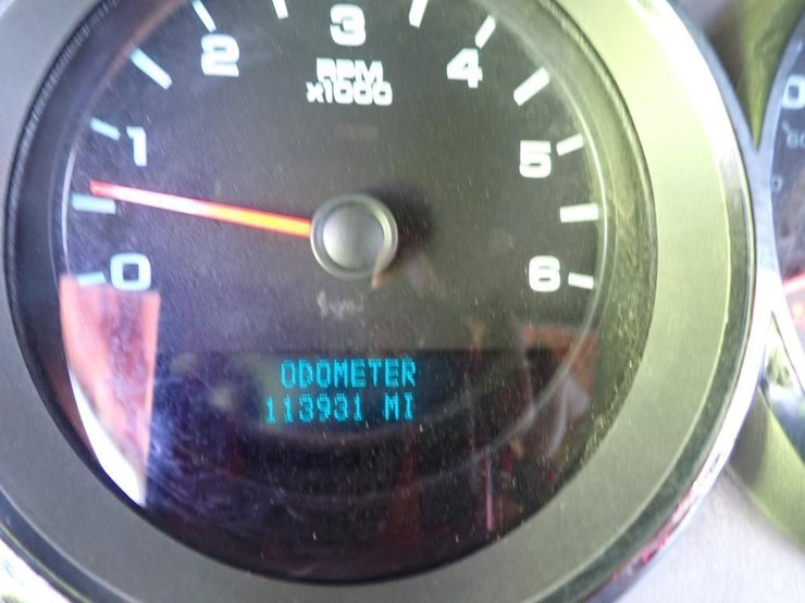 2009-chevrolet-silverado-2500-image-14