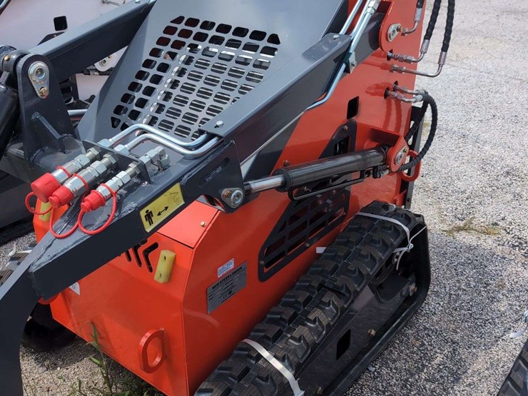zjg-mini-skid-steer-loader-zj-380-(red)---15hp-image-5