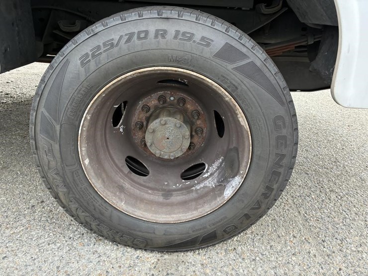 2013-ford-f450-image-5