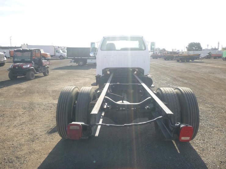 2007-ford-f650-image-6