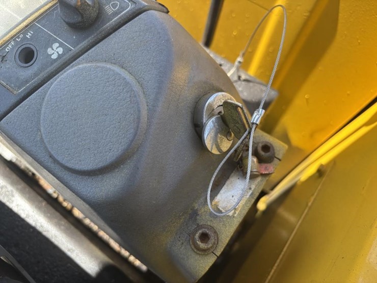 komatsu-pc20-7e-image-29