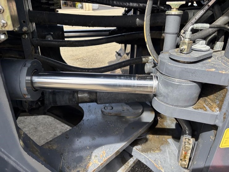2022-xcmg-xc958u-image-24