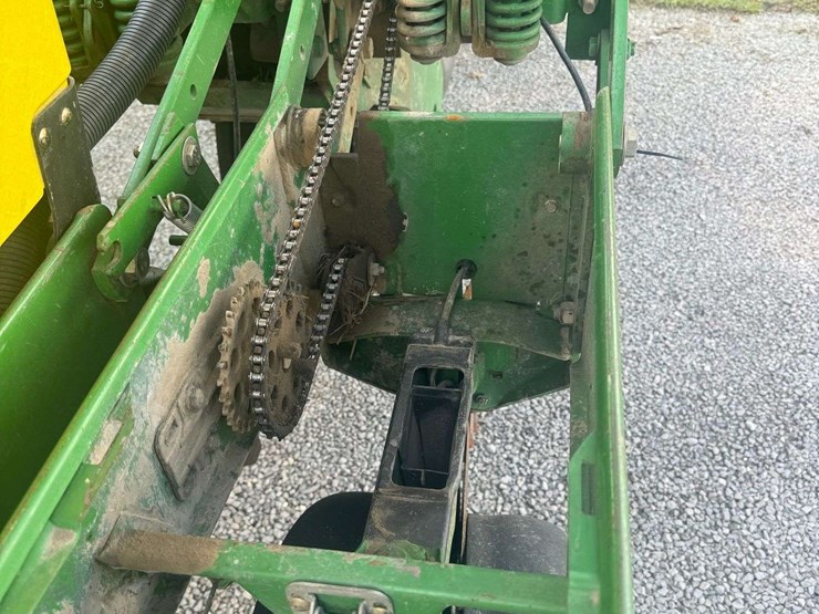 1999-john-deere-1780-image-35