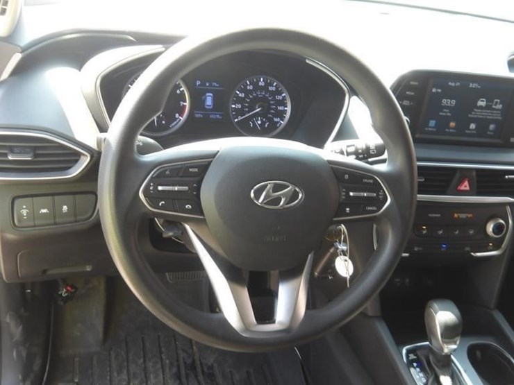 2020-hyundai-santa-fe-image-18