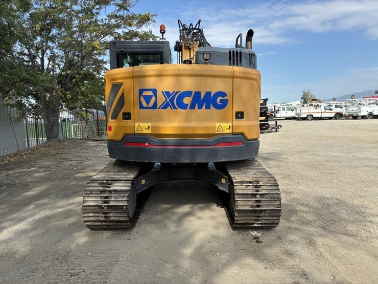2022-xcmg-xe155ucr-hydraulic-excavator-image-15