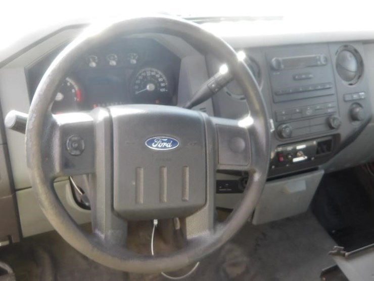 2015-ford-f350-image-22