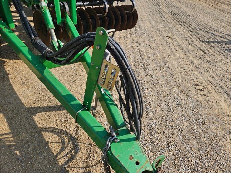 john-deere-726-image-10