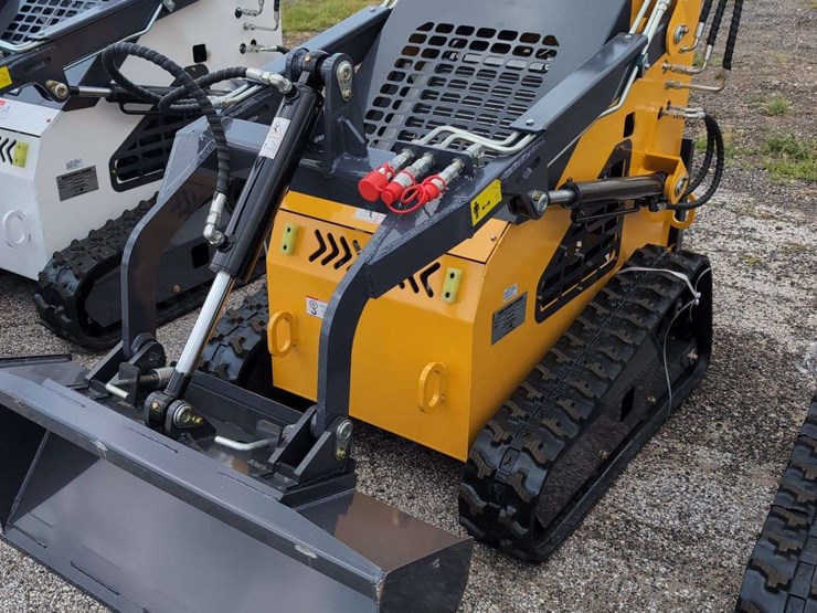 zjg-mini-skid-steer-loader-zj-380-(yellow)---15hp-image-5