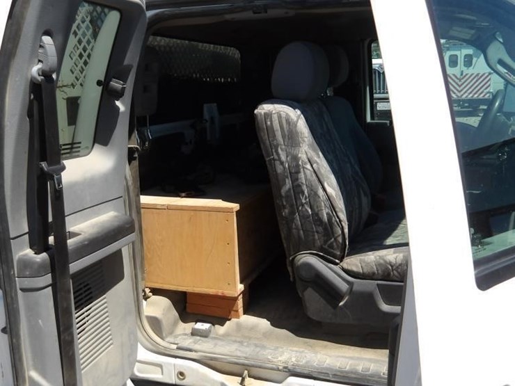 2015-ford-f450-image-13