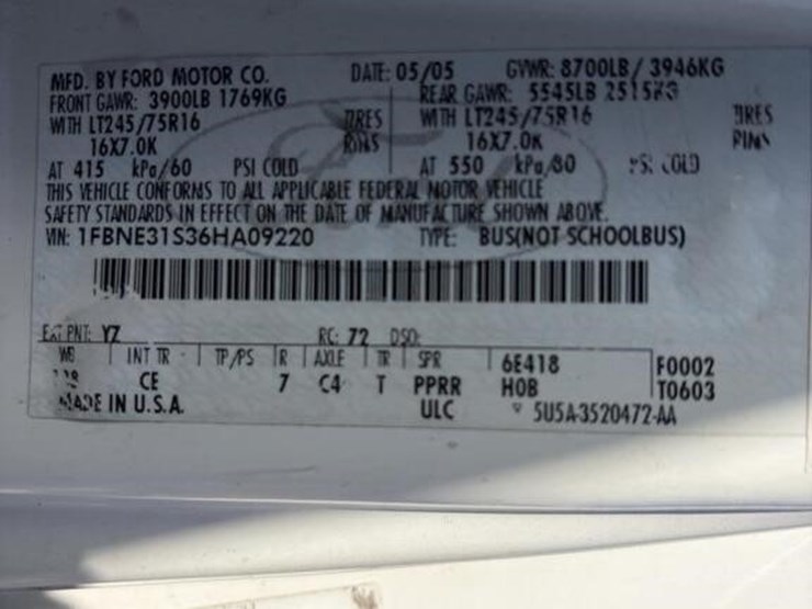 2006-ford-e350-image-21