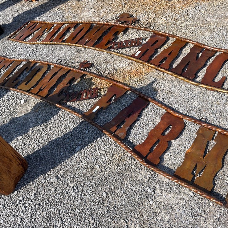 #66 • WELCOME TO THE FARM METAL SIGN