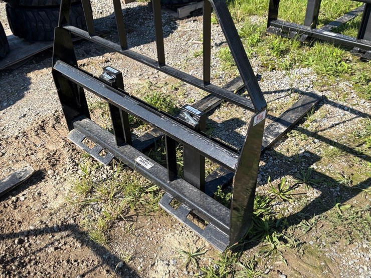 unused-48"-kivel-3,500lb-quick-attach-pallet-forks-image-2