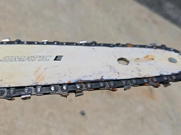 #100-•-stihl-ms-180-chainsaw-image-12