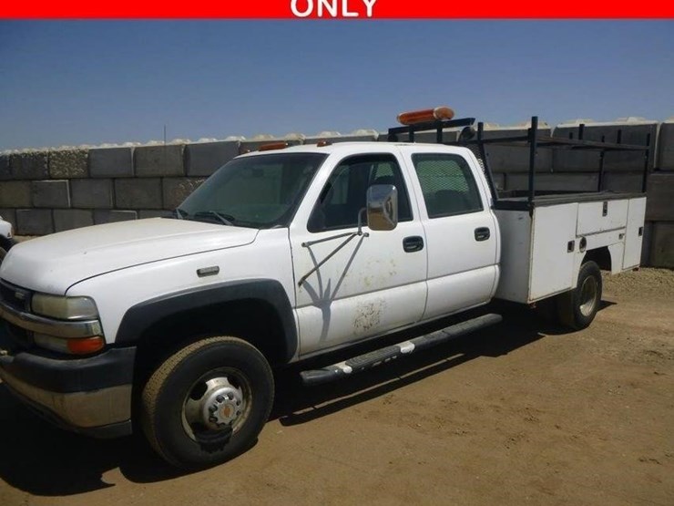 2001-chevrolet-3500-image-1