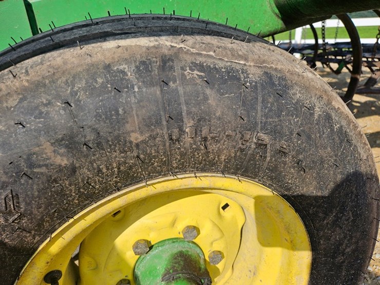 john-deere-726-image-58