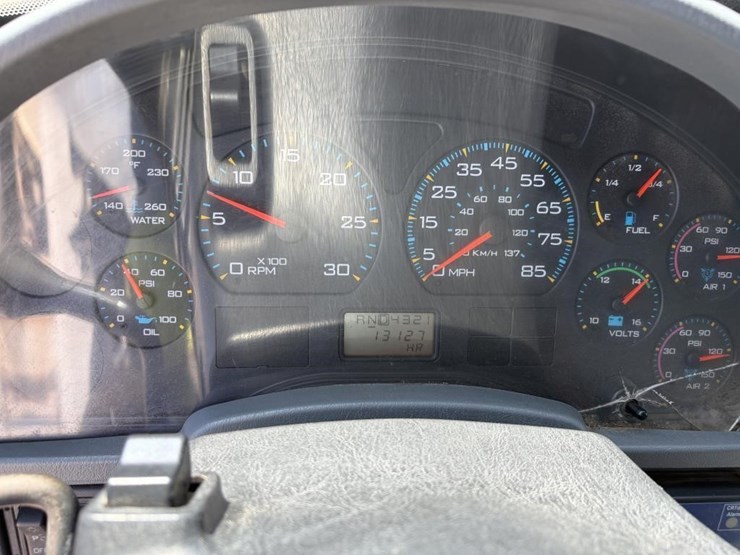 2003-international-durastar-4300-image-16