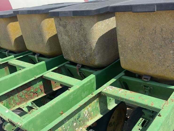 john-deere-7100-image-13