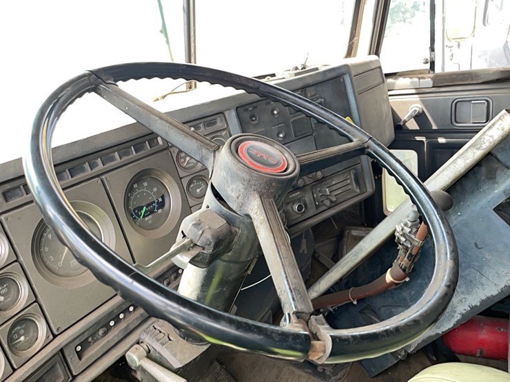 1985-gmc-dump-truck-vn:1gdt9f4k6fv611465-image-13