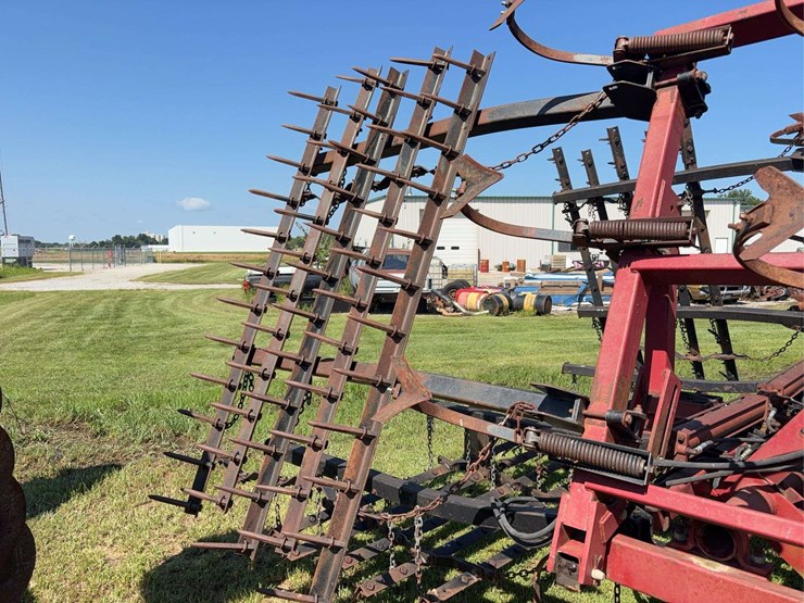 case-ih-4800-image-7