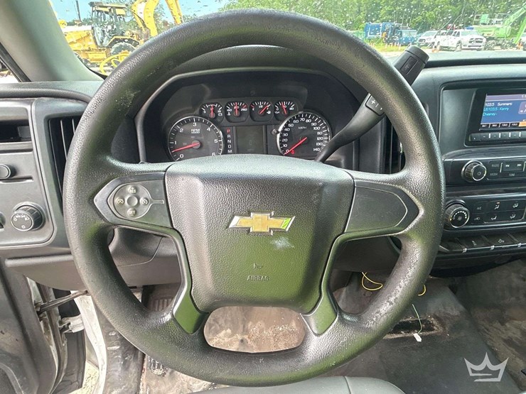 2015-chevrolet-silverado-1500-image-16