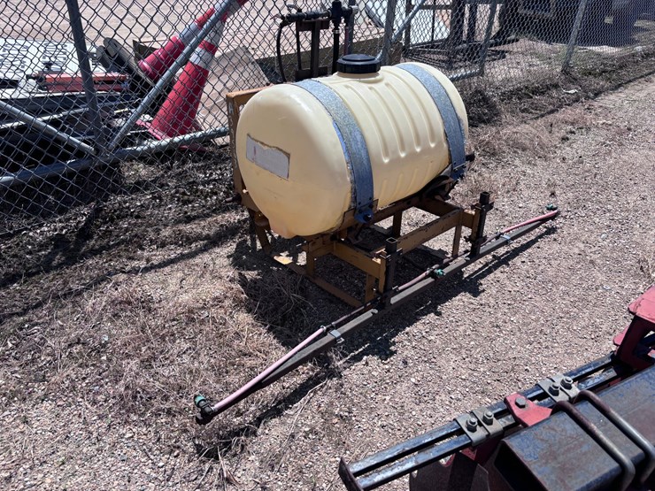 #961-•-50-gallon-3-point-hitch-sprayer-with-boom-image-1