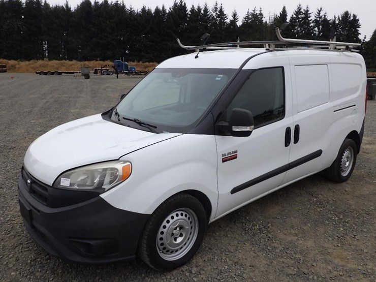 2017-ram-promaster-city-image-1