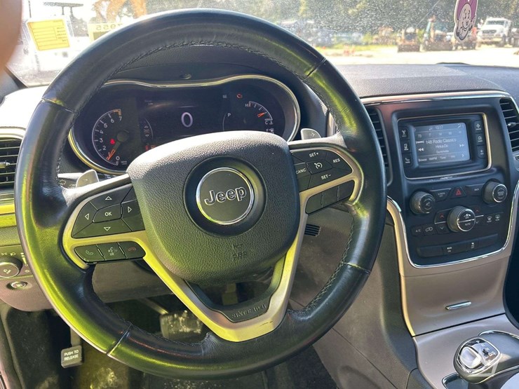 2015-jeep-grand-cherokee-image-13