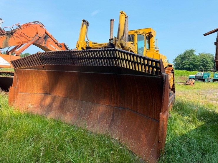 caterpillar-d10-image-2