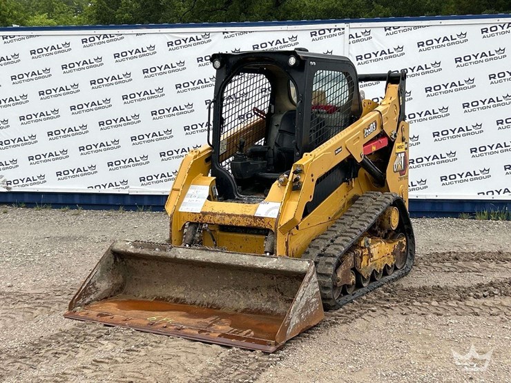 2023-caterpillar-259d3-image-1