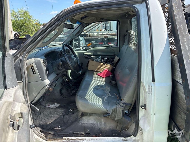 2003-ford-f350-image-11