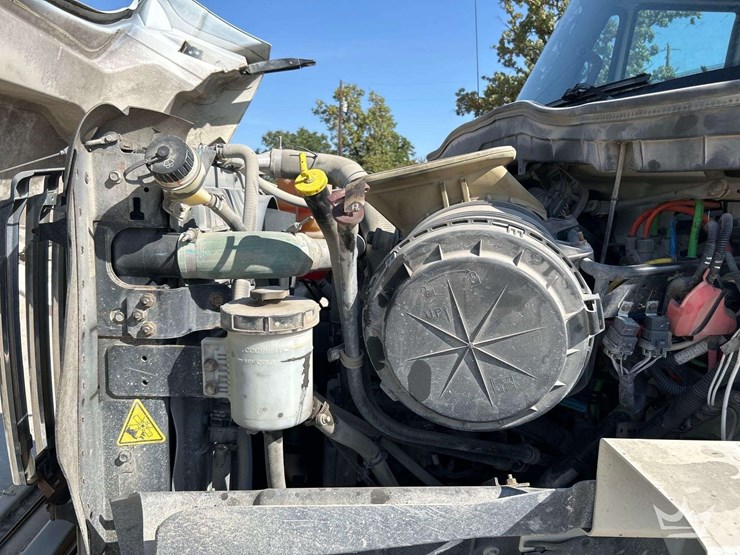 2015-international-workstar-7400-image-9