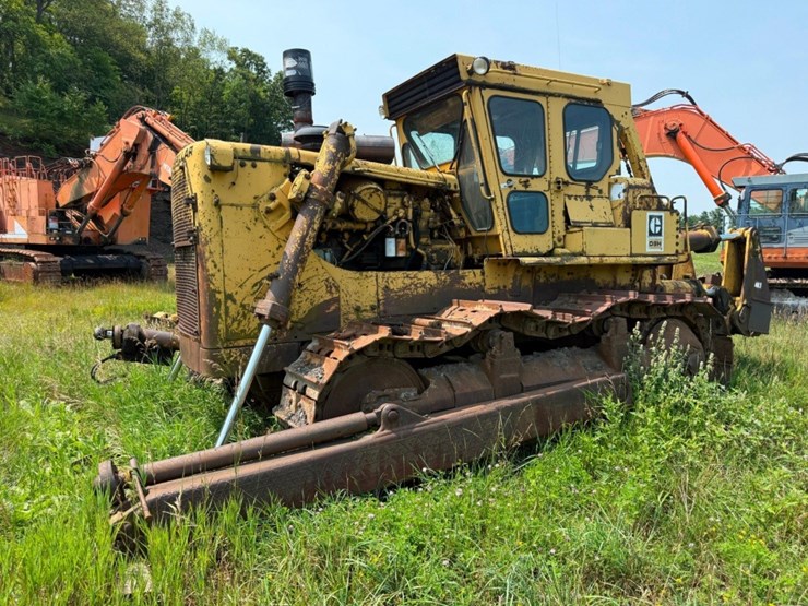 caterpillar-d9h-image-1
