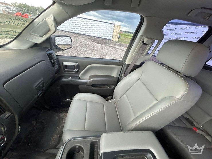 2017-chevrolet-silverado-1500-image-21