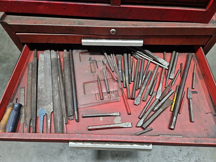 rolling-tool-chest-with-contents-image-12