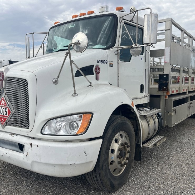 2015 KENWORTH T370