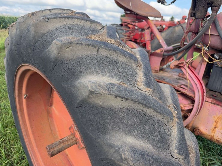 farmall-m-image-28