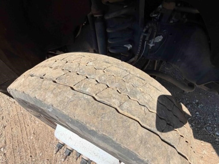 2024-ford-f450-image-24